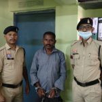 नाश्ते का पैसा मांगने पर विवाद : महिला की गर्दन पर धारदार ब्लेड से हमला कर हत्या : आरोपी गिरफ्तार